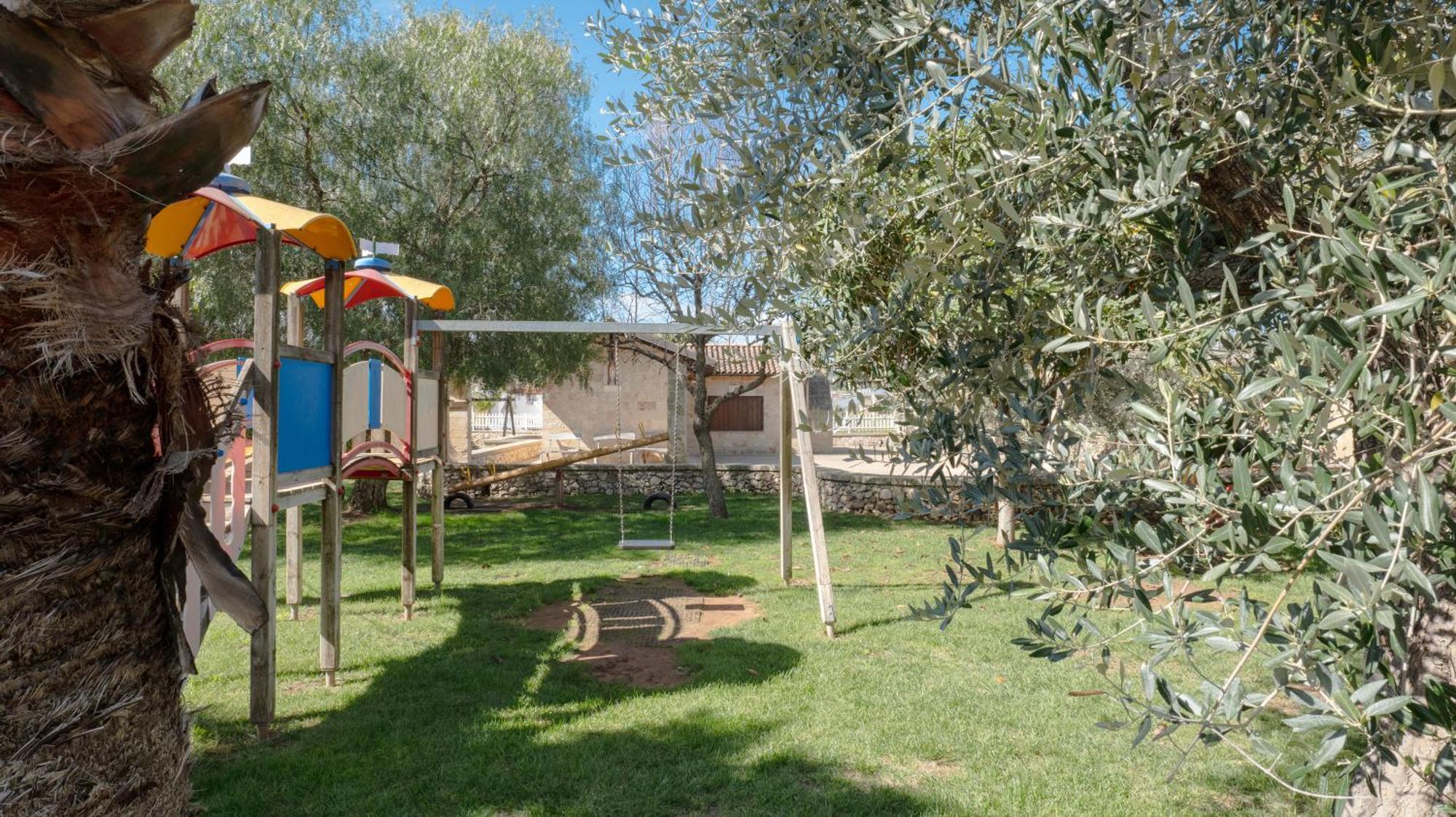Borgo Specchia Natural Resort Exteriör bild